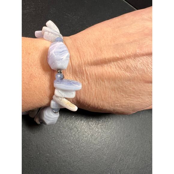 Blue Lace Agate Toggle Bracelet | Light Blue Gemstone Chip & Nugget Beads - Picture 3 of 10